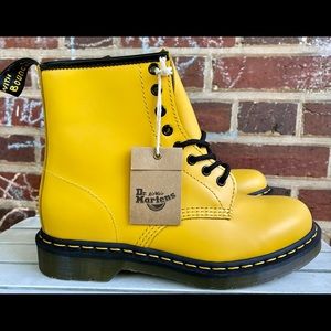 Dr Martens 1460 Smooth Lace-Up Boots